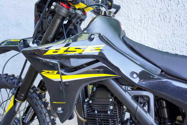 Мотоцикл кроссовый / эндуро BSE (БСЕ) Z9 Yellow Metallic S (ZS175 FMM-5) | Мототека