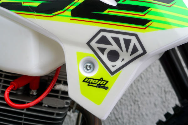 Мотоцикл кроссовый / эндуро BSE (БСЕ) Z2 21/18 Roqvi Green | Мототека