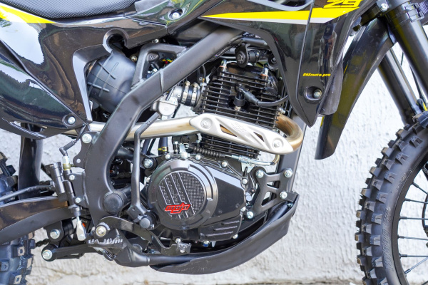 Мотоцикл кроссовый / эндуро BSE (БСЕ) Z9 Yellow Metallic S (ZS175 FMM-5) | Мототека