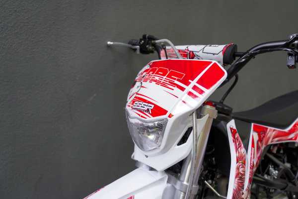 Питбайк SSSR (СССР) CORE E A Red Cat Mask | Мототека